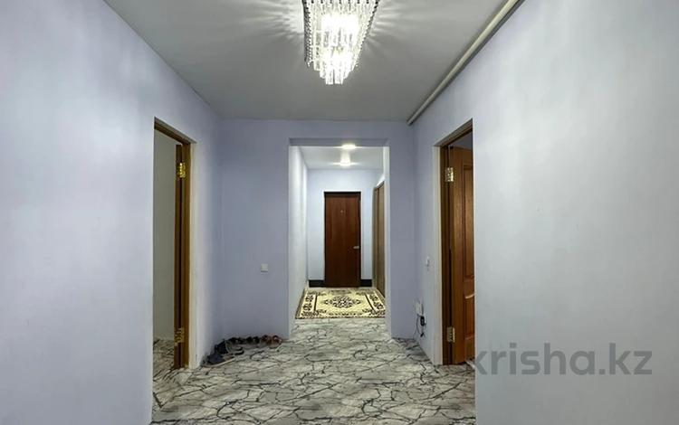 3-бөлмелі пәтер · 95 м² · 2/10 қабат, мкр 12, бағасы: 26 млн ₸ в Актобе — фото 2