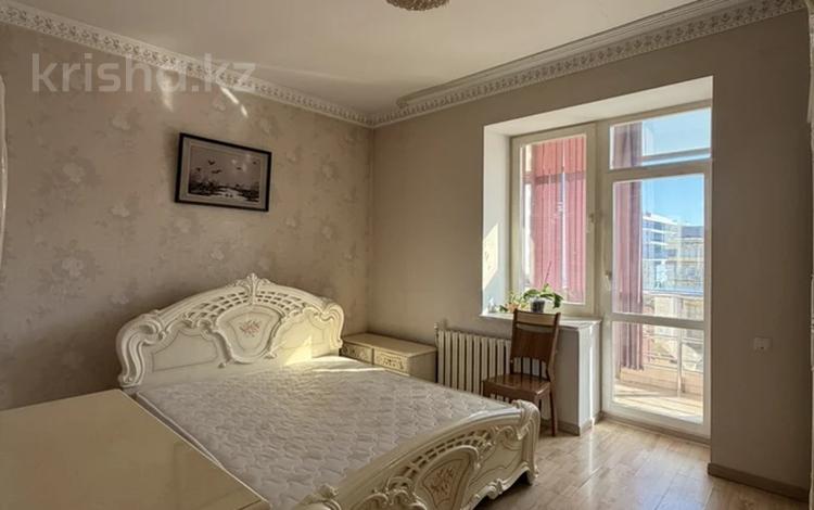 4-комнатная квартира · 123.8 м² · 5/6 этаж, Достык 1 за 500 000 ₸ в Астане, Есильский р-н — фото 2
