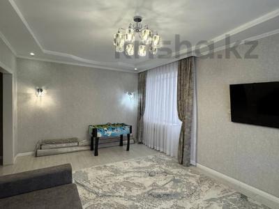 3-комнатная квартира · 102.3 м² · 4/5 этаж, Алия Молдагулова за 39.5 млн 〒 в Актобе