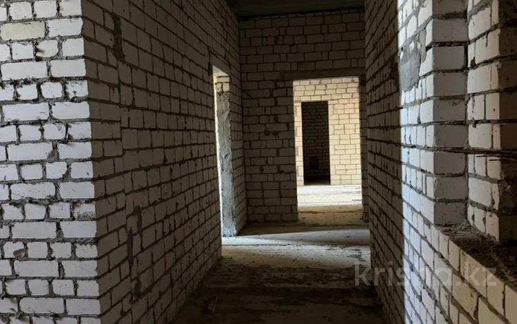 1-бөлмелі пәтер · 46.25 м² · 4/5 қабат, Алтын орда ш/а. 251в, бағасы: ~ 8.3 млн ₸ в Актобе, мкр. Алтын орда — фото 2