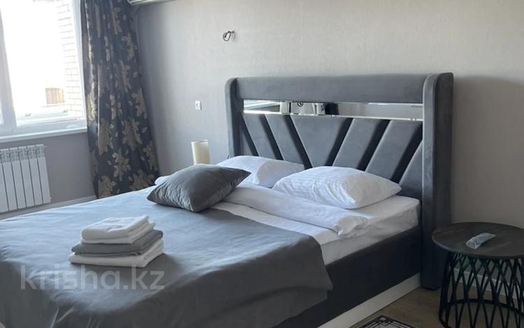 2-комнатная квартира · 70 м² · 1 этаж, Ярославская 8 — проспект Абая за 25 000 ₸ в Уральске — фото 84