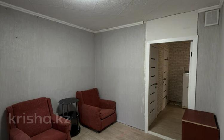 2-бөлмелі пәтер · 41 м² · 1/9 қабат, Степной 4 ш/а. 25, бағасы: 14.4 млн ₸ в Караганде, Казыбек би р-н — фото 2