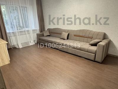2-комнатная квартира · 54 м² · 1/5 этаж, мкр Айнабулак-2 46 за 300 000 ₸ в Алматы, Жетысуский р-н