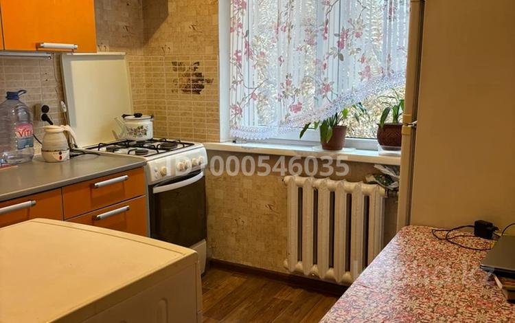 2-бөлмелі пәтер · 48 м² · 4/4 қабат, мкр №10 21, бағасы: 230 000 ₸ в Алматы, Ауэзовский р-н — фото 2