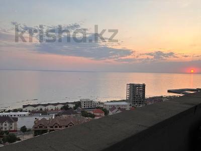 4-комнатная квартира · 200 м², 15-й мкр 69 за 3 000 〒 в Актау