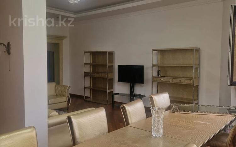 3-комнатная квартира, 120 м², 2/6 этаж помесячно, Кажымукана 37