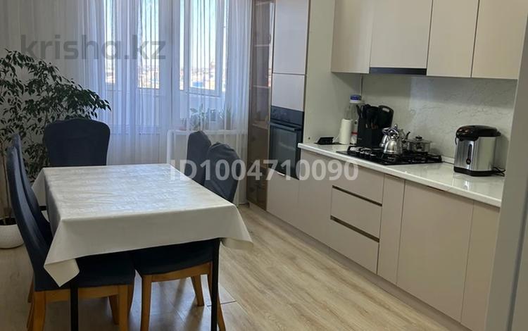 2-бөлмелі пәтер · 85 м² · 9/9 қабат, Жарбосынова 71 — Тайманова-Жарбосынова, бағасы: 31 млн ₸ в Атырау — фото 2