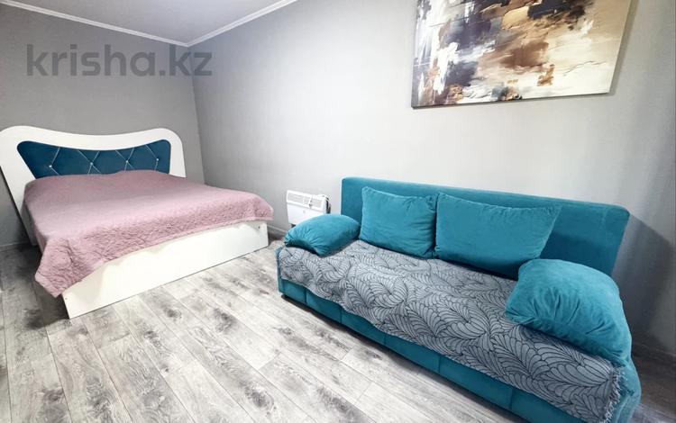 1-комнатная квартира · 31 м² · 2/5 этаж, улица Протозанова 27 за 12 000 ₸ в Усть-Каменогорске — фото 35