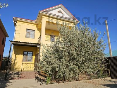 Дом · 7 комнат · 200 м², А. Махамбетова 12 В — Набережная. напротив Водозабор за 70 000 〒 в 