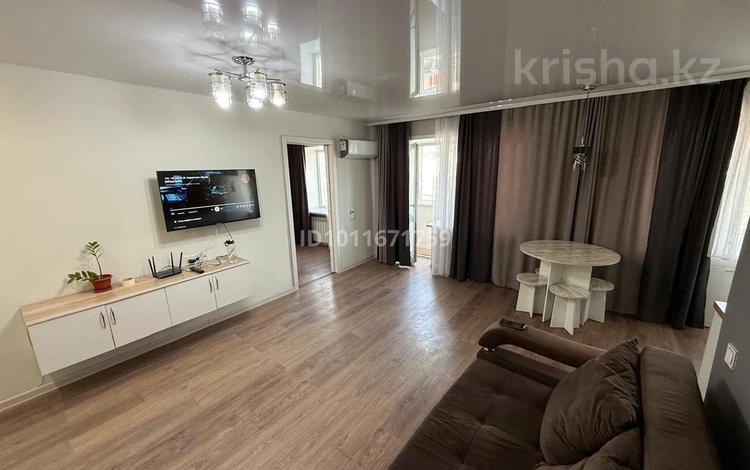 2-комнатная квартира · 45 м² · 3/5 этаж, Чехова 49 за 16 000 ₸ в Усть-Каменогорске — фото 2