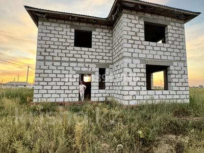 Жеке үй · 5 бөлме · 247 м² · 10 жүзд., Үркер, бағасы: 45.5 млн ₸ в Астане, Нура р-н
