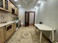 2-комнатная квартира · 75 м² · 2/16 этаж, мкр Юго-Восток, Республики 40 за 250 000 ₸ в Караганде, Казыбек би р-н — фото 2