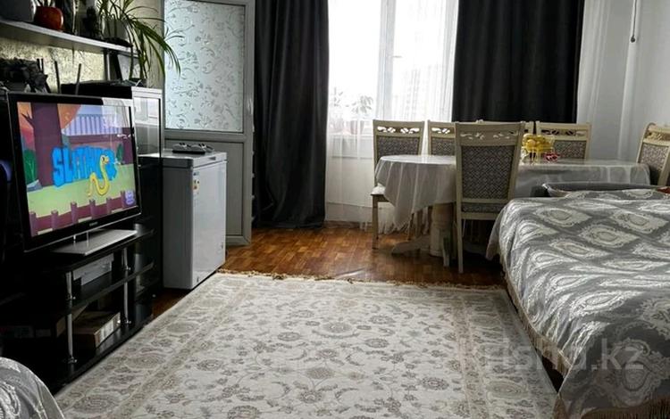 2-бөлмелі пәтер · 49.9 м² · 5/5 қабат, Көктал ш/а, Мкр Каратал 44 — Каратал, бағасы: 150 000 ₸ в Талдыкоргане, мкр Коктал — фото 2