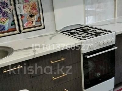 1-комнатная квартира · 40 м² · 2/9 этаж, мкр Тастак-1 12 — Находится напротив Автовогзала Сайран за 180 000 ₸ в Алматы, Ауэзовский р-н