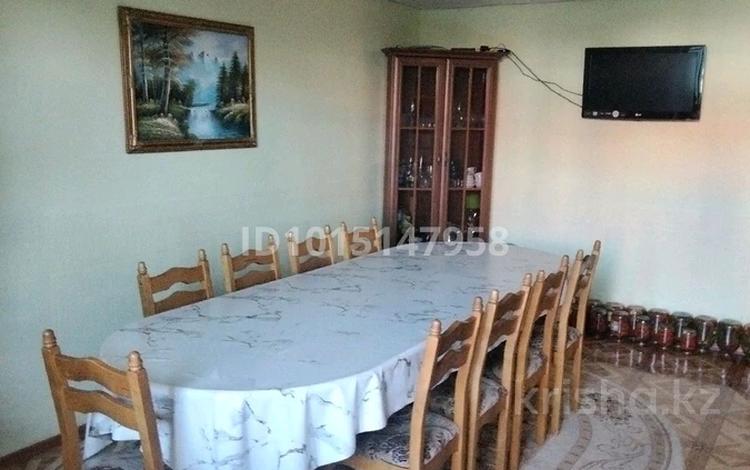 6-комнатная квартира · 117 м² · 3/9 этаж, Абая 108 за 36 млн ₸ в Уральске — фото 2
