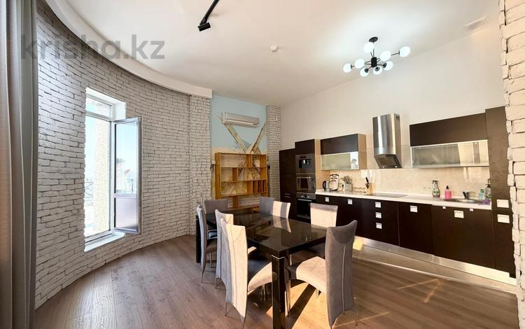 3-бөлмелі пәтер · 270 м², Республики, бағасы: 1.3 млн ₸ в Астане, Сарыарка р-н — фото 2