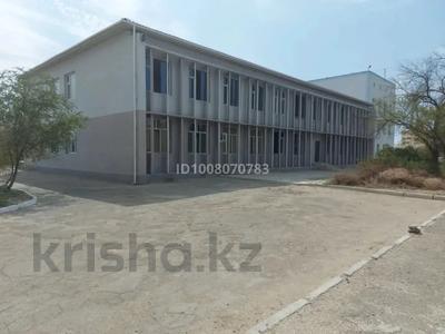 Медцентры и аптеки · 890 м² за 4.5 млн 〒 в Актау, 1А мкр