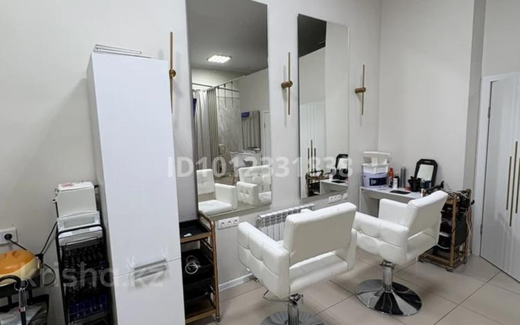 САЛОН КРАСОТЫ · 65.5 м², бағасы: 3 млн ₸ в Астане, Нура р-н — фото 5