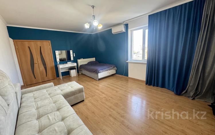 1-комнатная квартира · 54.3 м², Ильяса Омарова 13 за 23.5 млн ₸ в Астане, Нура р-н — фото 2