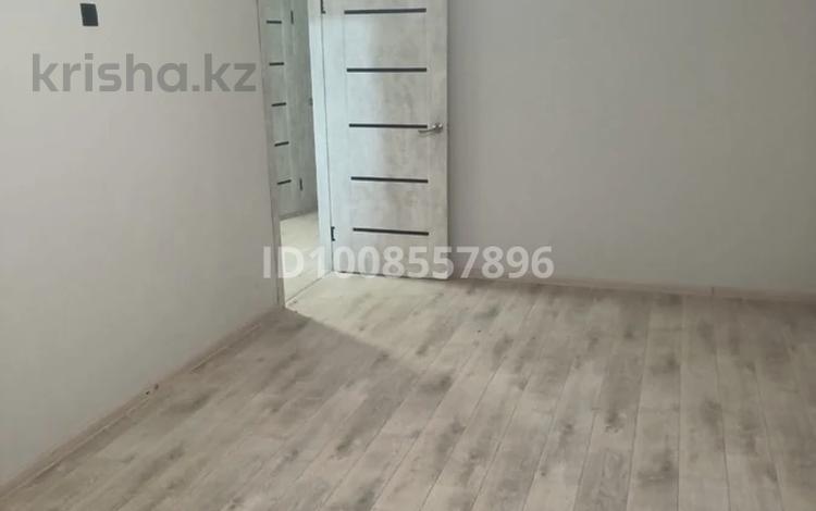 3-бөлмелі пәтер · 62 м² · 4/5 қабат, Пришахтинск, 23й микрорайон 5, бағасы: 15.9 млн ₸ в Караганде, Алихана Бокейханова р-н — фото 2