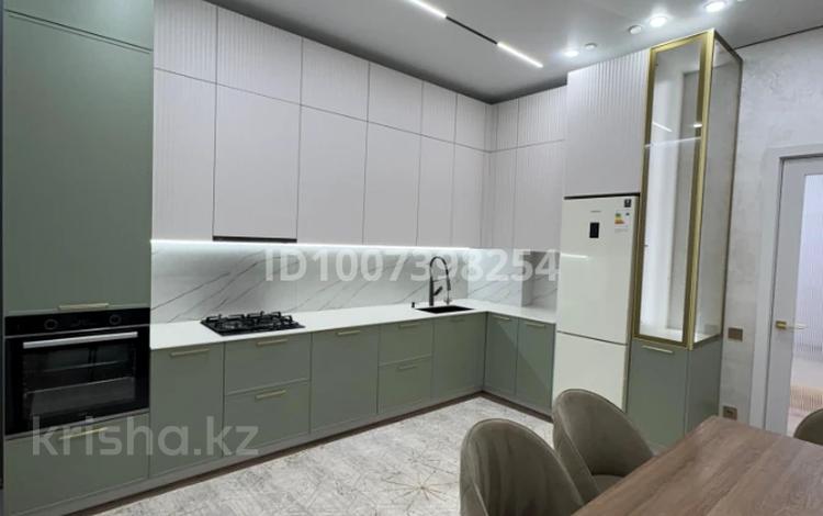 3-бөлмелі пәтер · 111.4 м² · 3/5 қабат, мкр Нурсая-3, Абулхаир Хана 46 — 4, бағасы: 65 млн ₸ в Атырау — фото 2