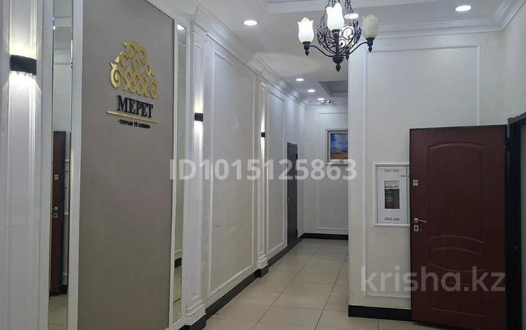 1-комнатная квартира · 54 м² · 3/9 этаж, 17-й мкр 44 за 20 млн ₸ в Актау — фото 2