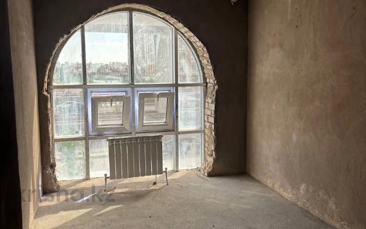2-комнатная квартира · 90 м² · 2/9 этаж, Калдаяков 19 за 34 млн ₸ в Астане, Сарайшык р-н — фото 5
