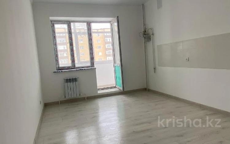 2-бөлмелі пәтер · 89.2 м² · 4/5 қабат, Алтын орда ш/а., бағасы: 29.1 млн ₸ в Актобе, мкр. Алтын орда — фото 2