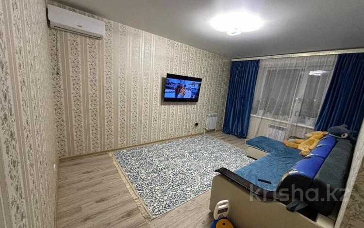3-комнатная квартира, 65.7 м², 4/6 этаж, Назарбаева за 27.6 млн 〒 в Костанае — фото 5