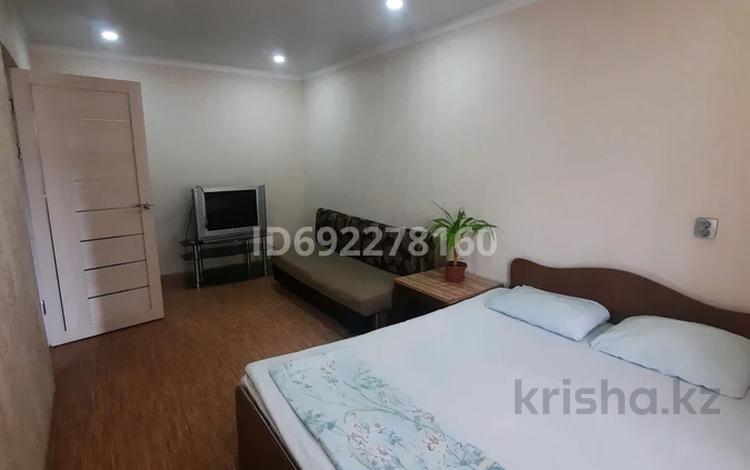 1-бөлмелі пәтер · 40 м² · 4/5 қабат, К. Сатпаева 10, бағасы: 9 000 ₸ в Атырау — фото 3