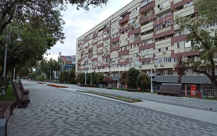 5-бөлмелі пәтер · 104 м² · 4/9 қабат, Жибек жолы 81 — Панфилова, бағасы: 85 млн ₸ в Алматы, Алмалинский р-н — фото 9
