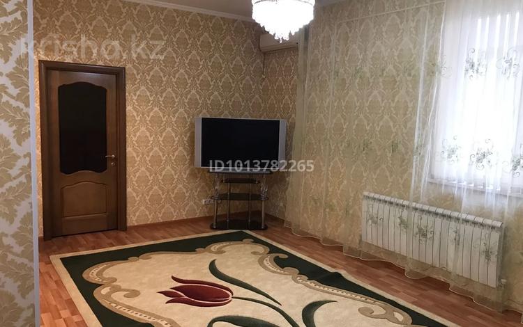 3-бөлмелі пәтер · 93 м² · 18/21 қабат, Солодовникова 21а, бағасы: 70 млн ₸ в Алматы, Бостандыкский р-н — фото 2