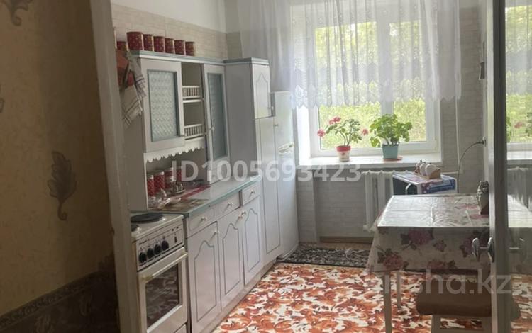3-комнатная квартира · 67 м² · 4/9 этаж, мкр Юго-Восток, Сатыбалдина 7 за 27 млн ₸ в Караганде, Казыбек би р-н — фото 2