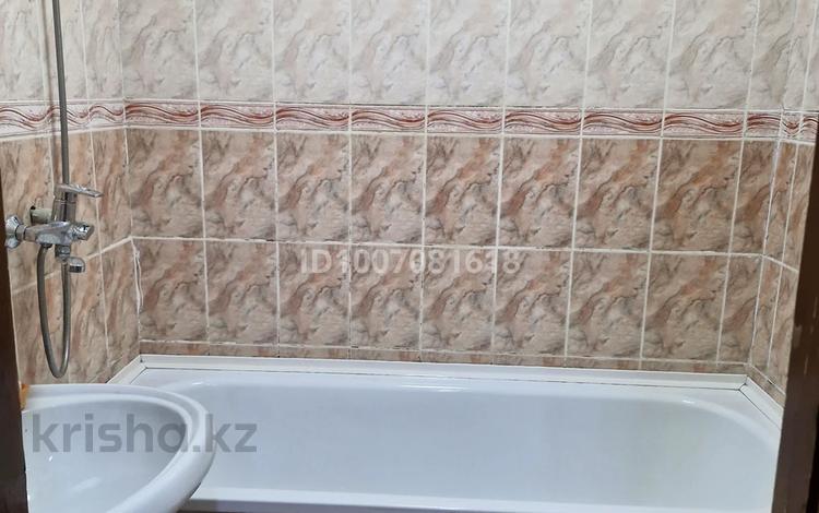 2-комнатная квартира · 56 м² · 1/5 этаж, Бвйсеитова — Находиться возле Парк Восток ,рядом завод за 15 000 ₸ в Темиртау — фото 2
