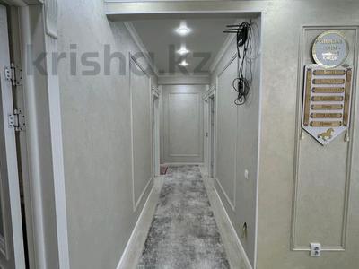 6-комнатная квартира · 142 м² · 3/5 этаж, 27-й мкр 47 за 65 млн ₸ в Актау