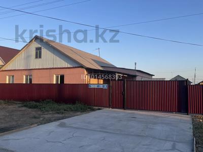 Отдельный дом · 3 комнаты · 120 м² · 9 сот., мкр Оркен, Бакытжан Каратаева 3 — Салима Капакова за 25 млн ₸ в Атырау