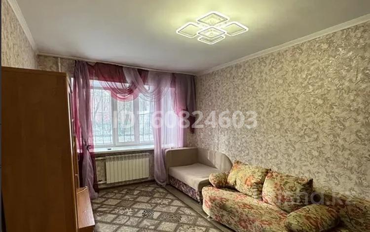 2-бөлмелі пәтер · 39 м² · 1/5 қабат, Жаңа қала ш/а., Б.Жырау 77/2, бағасы: 150 000 ₸ в Караганде, Казыбек би р-н — фото 4