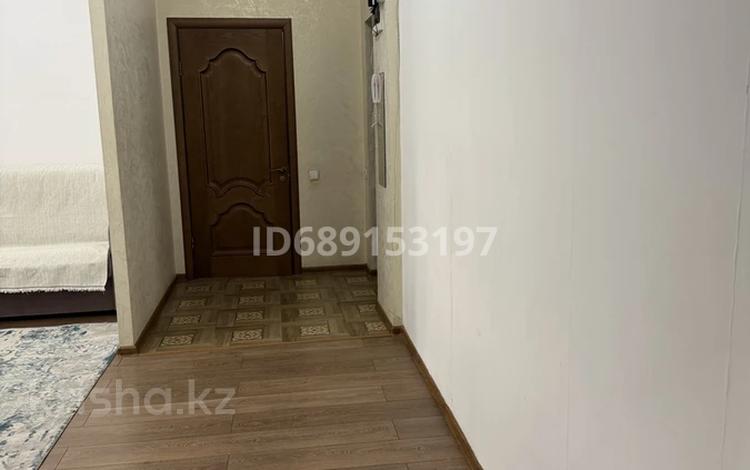 3-бөлмелі пәтер · 120 м² · 3/12 қабат, Абдуллиных — Гоголя, бағасы: 30 000 ₸ в Алматы, Медеуский р-н — фото 142
