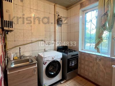 1-бөлмелі пәтер · 32 м² · 2/5 қабат, Калдаякова — Школа гимназия 45, бағасы: 150 000 〒 в Шымкенте, Аль-Фарабийский р-н