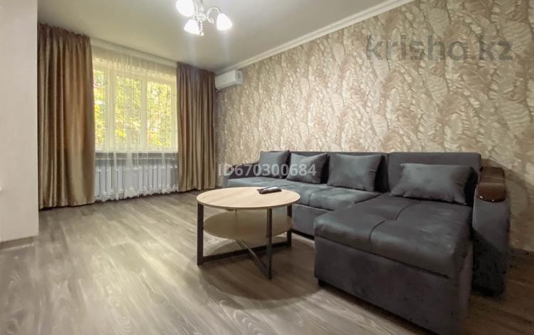 2-комнатная квартира · 45 м² · 1 этаж, мкр Алтай-1 14 — Захарова за 16 000 〒 в Алматы, Турксибский р-н — фото 20