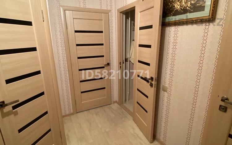 1-бөлмелі пәтер, 47 м², 4/5 қабат тәулігіне, Батыс 338а, бағасы: 25 000 〒 в Актобе — фото 8