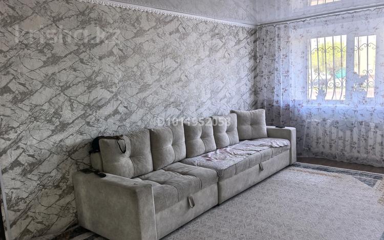 3-комнатная квартира · 56 м² · 1/5 этаж, Республика за 9.1 млн ₸ в Темиртау — фото 2