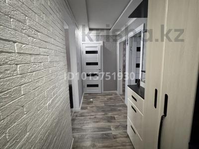 3-комнатная квартира · 65 м² · 2/5 этаж, Проспект Алии Молдагуловой — Алия молдагулова (летное училище) за 23.5 млн ₸ в Актобе