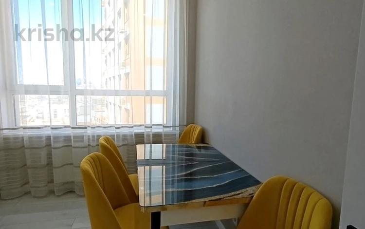 2-комнатная квартира · 63 м² · 10/17 этаж, Аль-Фараби 9/2 — Binom School, парк Самал за 300 000 ₸ в Астане, Есильский р-н — фото 2