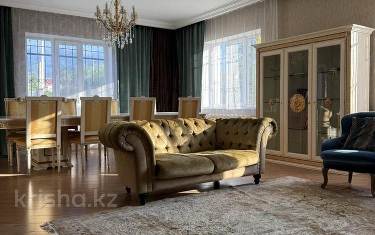 Отдельный дом · 5 комнат · 253 м² · 4.5 сот., мкр Горный Гигант — Жукова -Горный Гигант за 230 млн ₸ в Алматы, Медеуский р-н — фото 2