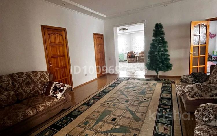 Часть дома · 7 комнат · 390 м² · 7 сот., Байганина за 60 млн ₸ в Актобе, мкр. Курмыш — фото 2