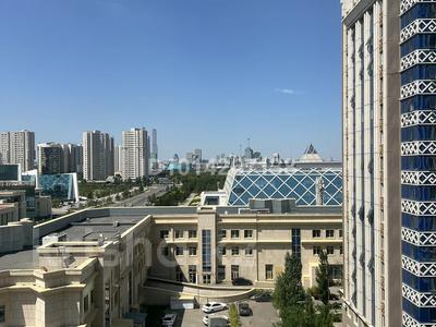 3-комнатная квартира · 80 м² · 9/24 этаж, Калибек Куанышбаев, 9/1 — Касым Аманжолова пересечение с Жумекен Нажимеденова за 30 000 ₸ в Астане, Сарайшык р-н