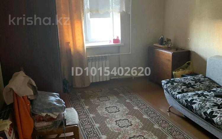 3-комнатная квартира · 55 м² · 5/9 этаж, Сазда-1, Алии Молдагуловой 18 — Остановка ДСК(Ибатова) за 14.5 млн ₸ в Актобе — фото 2