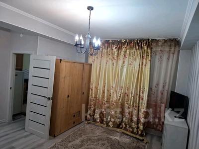 1-бөлмелі пәтер, 35 м², 5/6 қабат ай сайын, Жунисова, бағасы: 170 000 〒 в Алматы, Наурызбайский р-н