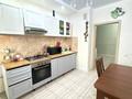 2-комнатная квартира · 107.6 м² · 4/4 этаж, Бокенбай батыра 153/4 за 27.5 млн ₸ в Актобе, мкр Авиатор